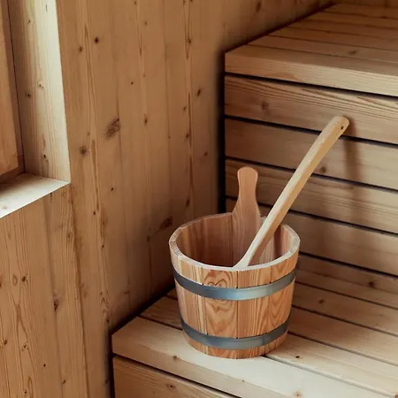 Neu-schoenstatt Szálloda