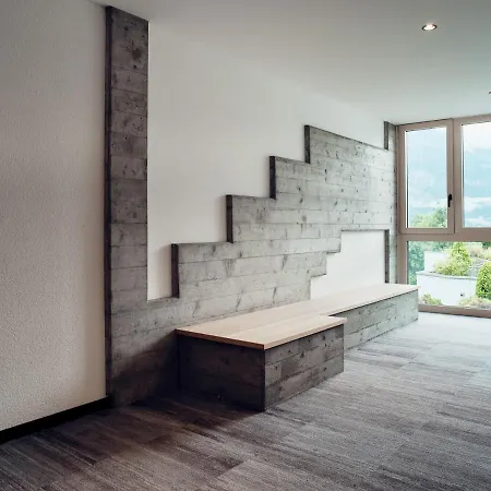 Neu-schoenstatt 3* Quarten