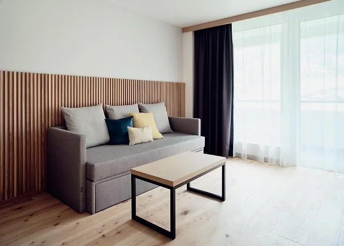 Hotel Neu-schoenstatt 3*