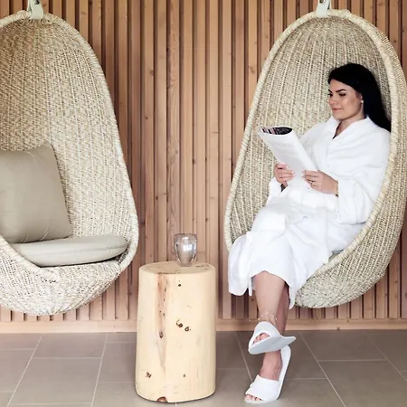 Hotel Neu-schönstatt 3*